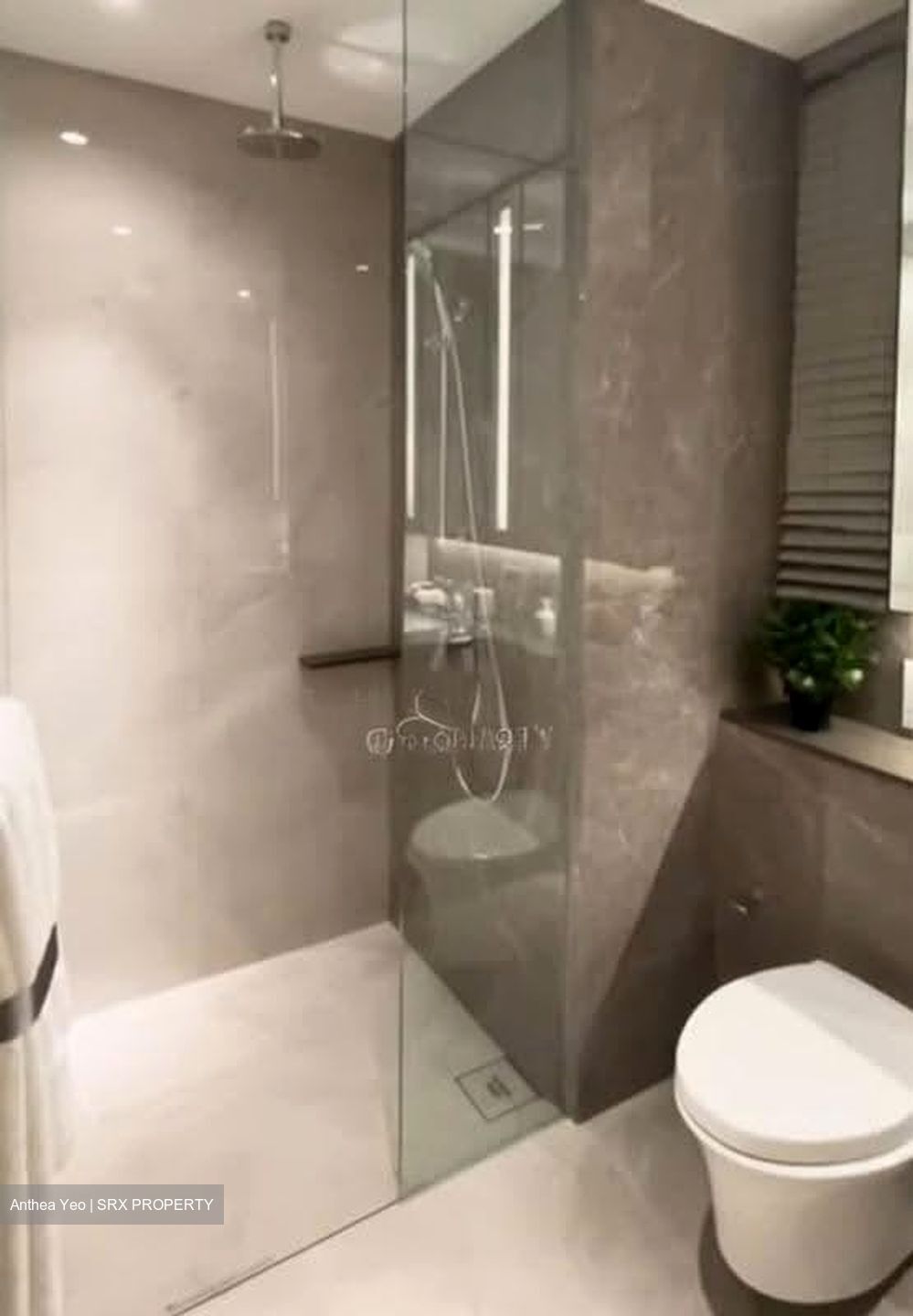 Dunman Road (D15), Condominium #608022021